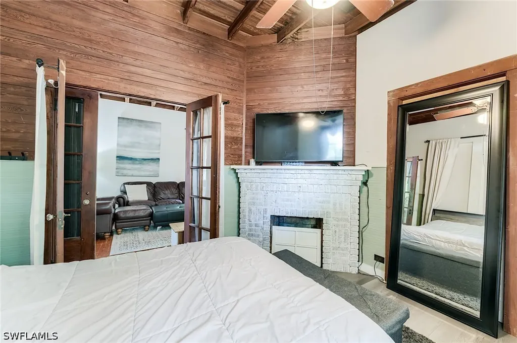 10811 Dean Street Bonita Springs FL 34135