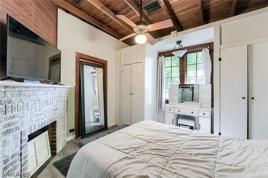 10811 Dean Street Bonita Springs FL 34135