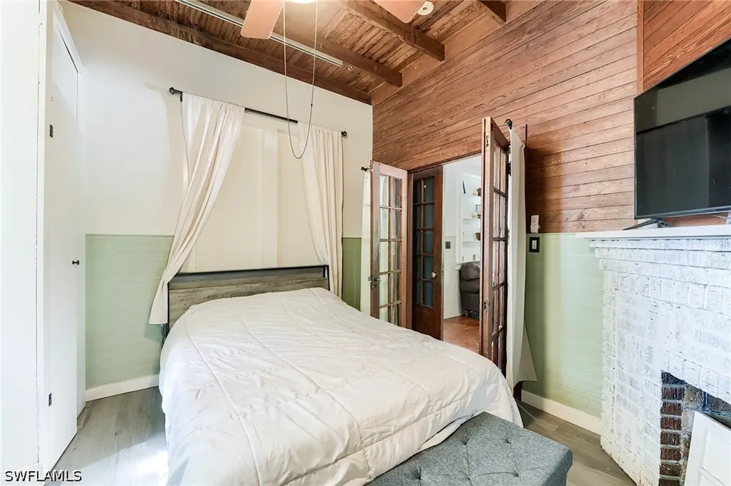 10811 Dean Street Bonita Springs FL 34135