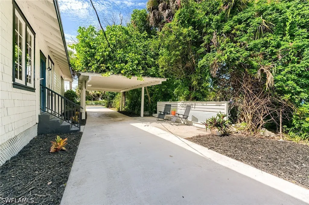 10811 Dean Street Bonita Springs FL 34135