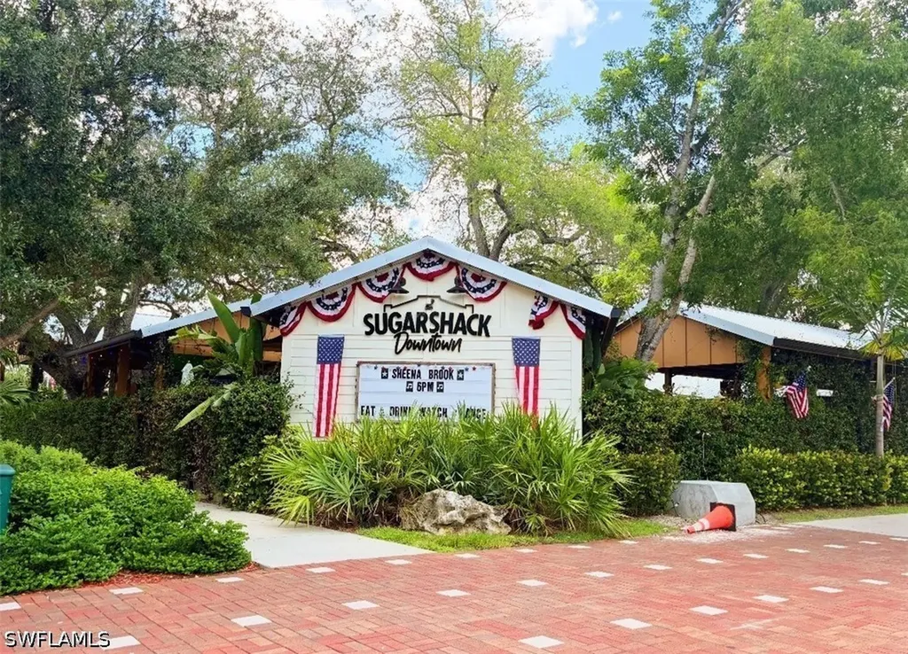 10811 Dean Street Bonita Springs FL 34135