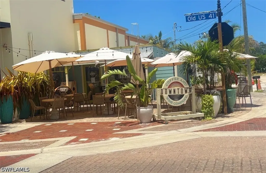 10811 Dean Street Bonita Springs FL 34135