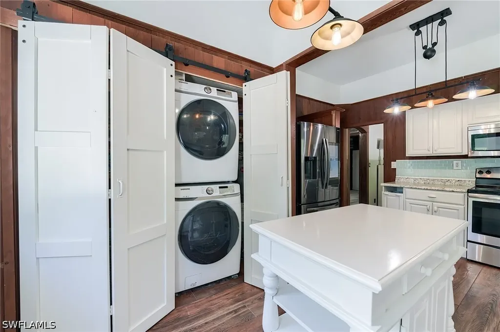 10811 Dean Street Bonita Springs FL 34135