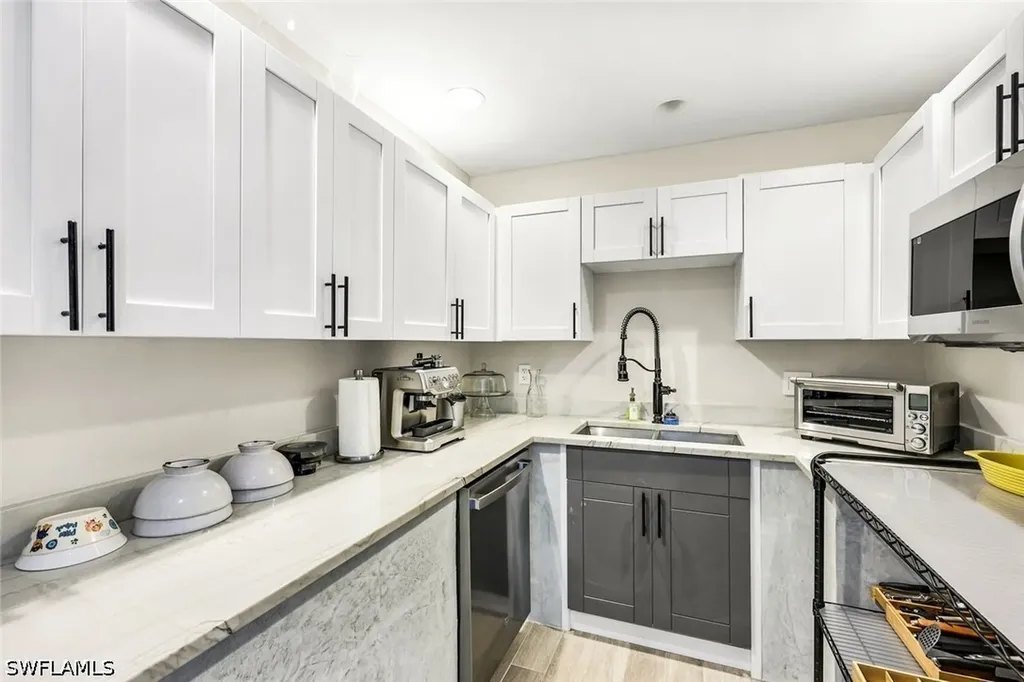 336 Oak Avenue Naples FL 34108