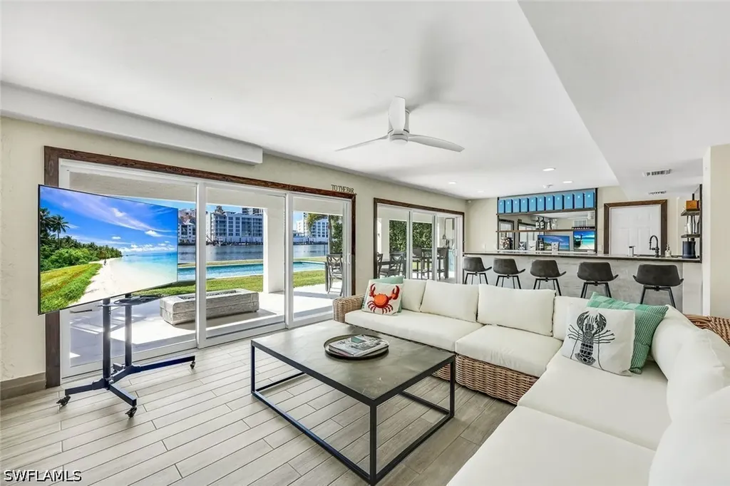 336 Oak Avenue Naples FL 34108