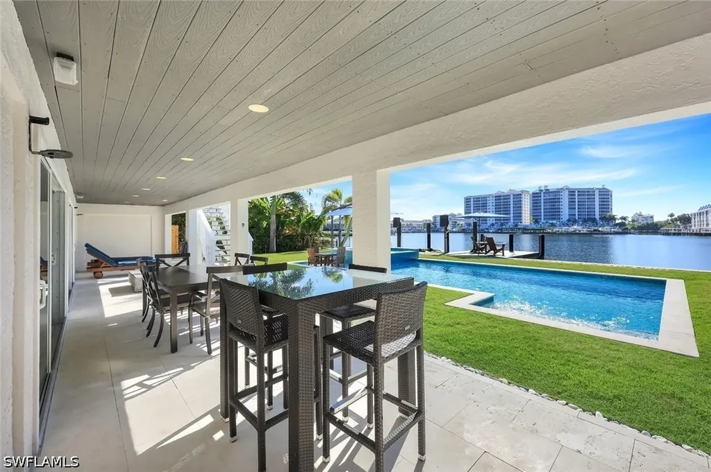 336 Oak Avenue Naples FL 34108