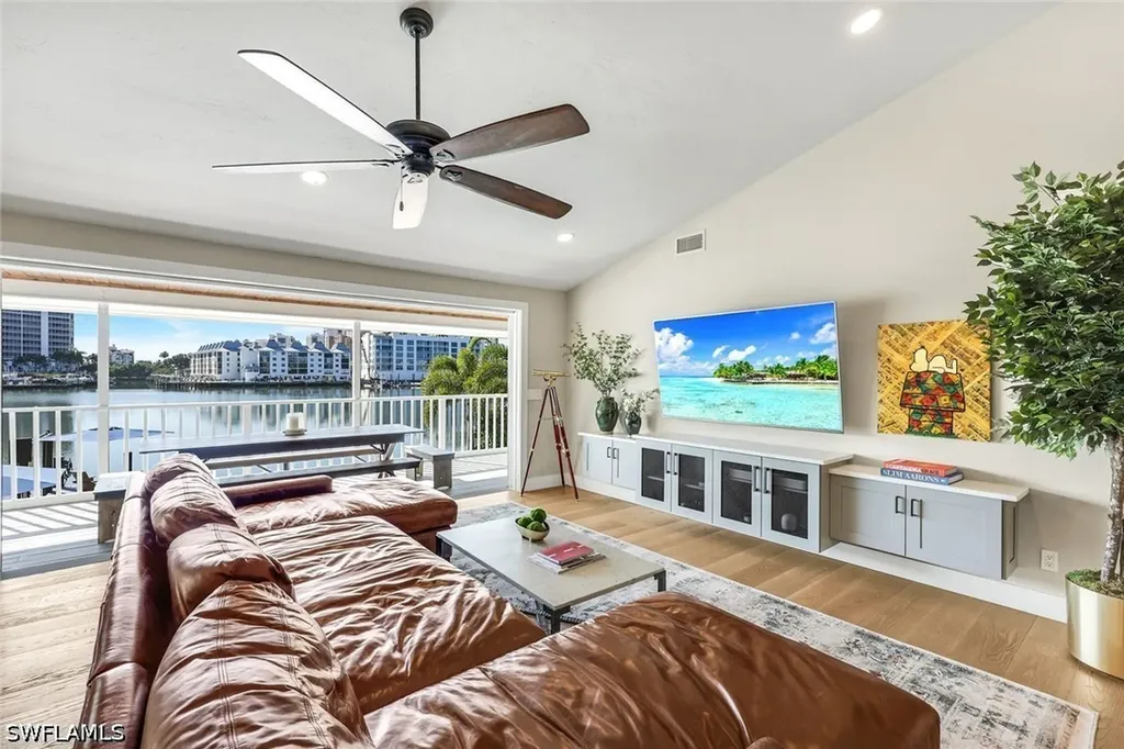 336 Oak Avenue Naples FL 34108