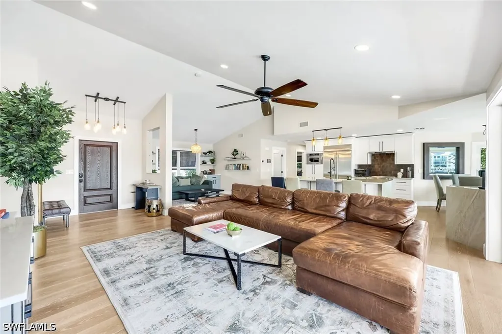 336 Oak Avenue Naples FL 34108