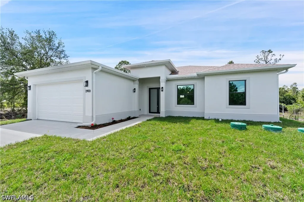 2903 37th Street W Lehigh Acres FL 33971