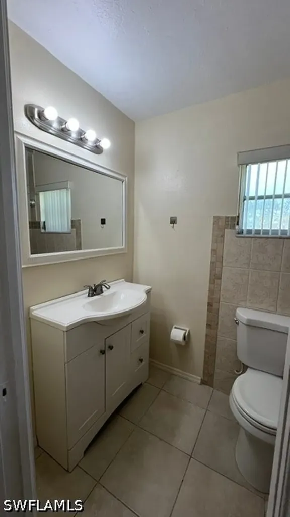 619 Gerald Avenue Lehigh Acres FL 33936