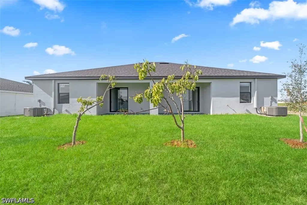 1315/1317 Diplomat Parkway E Cape Coral FL 33909