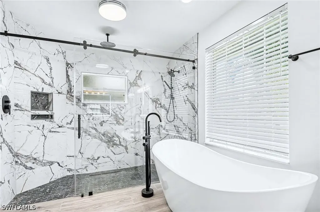 196 Palmetto Dunes Circle Naples FL 34113