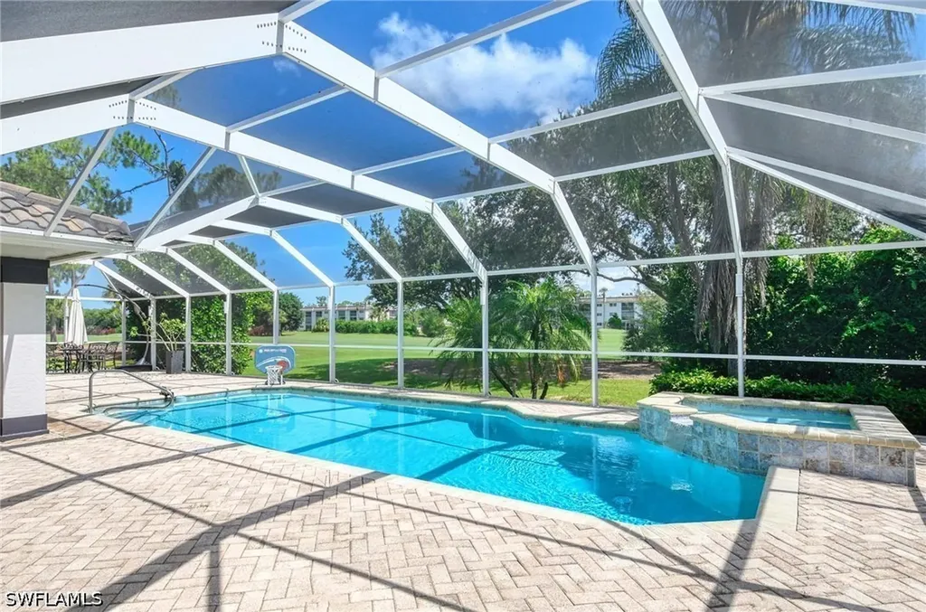 196 Palmetto Dunes Circle Naples FL 34113