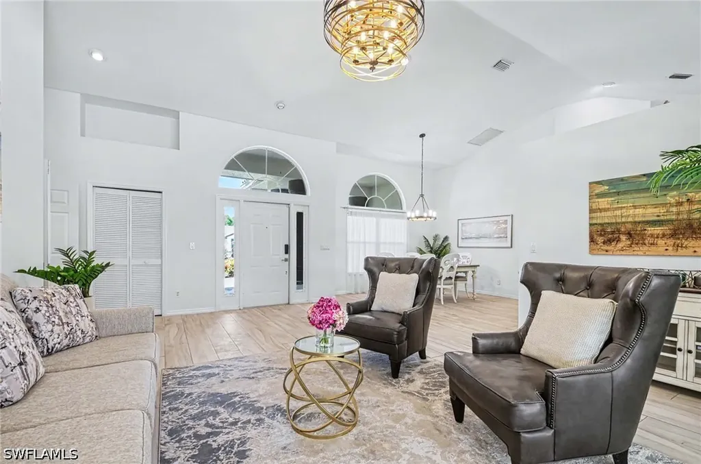 196 Palmetto Dunes Circle Naples FL 34113