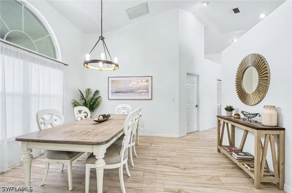 196 Palmetto Dunes Circle Naples FL 34113