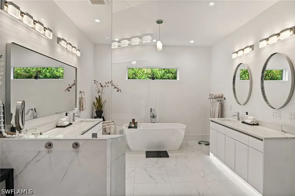 1167 22nd Avenue N Naples FL 34103