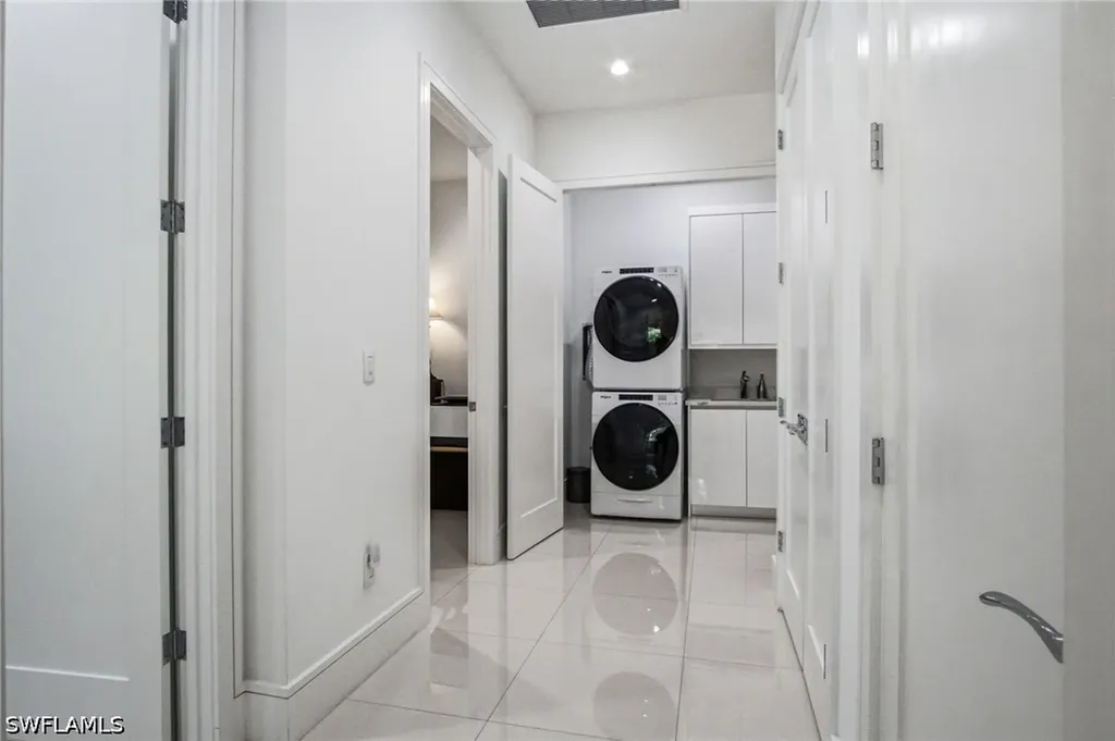 1167 22nd Avenue N Naples FL 34103