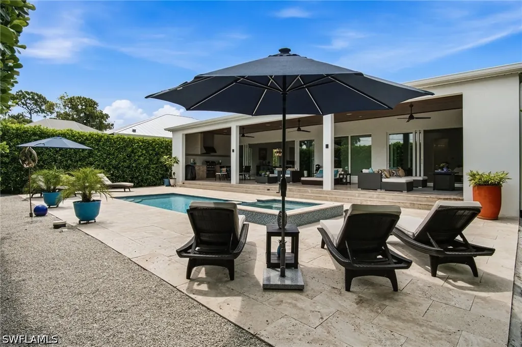 1167 22nd Avenue N Naples FL 34103