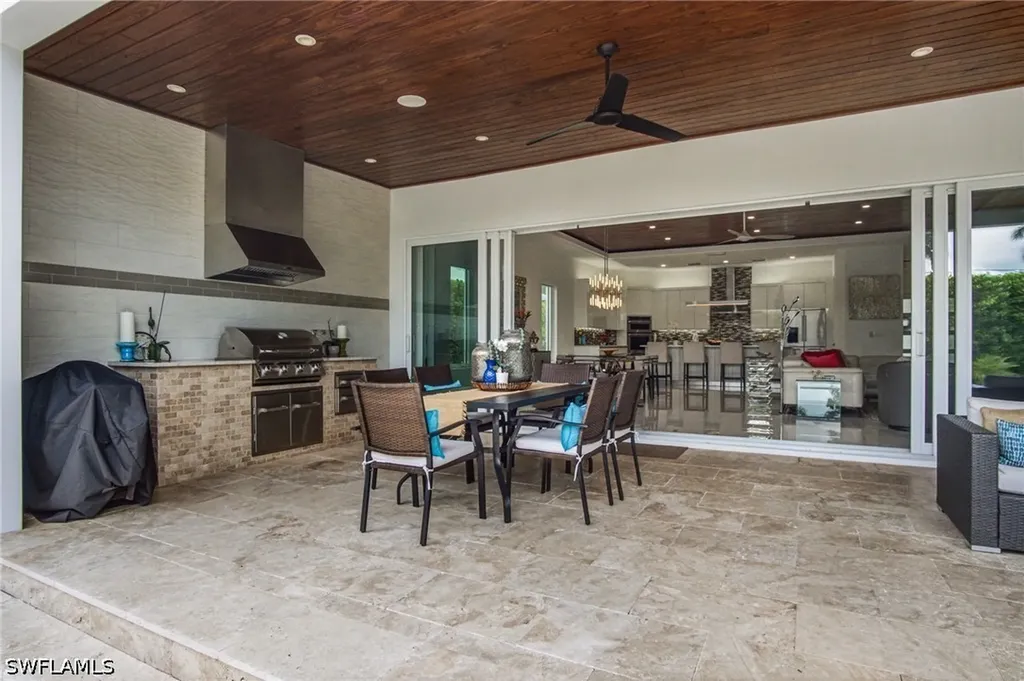 1167 22nd Avenue N Naples FL 34103