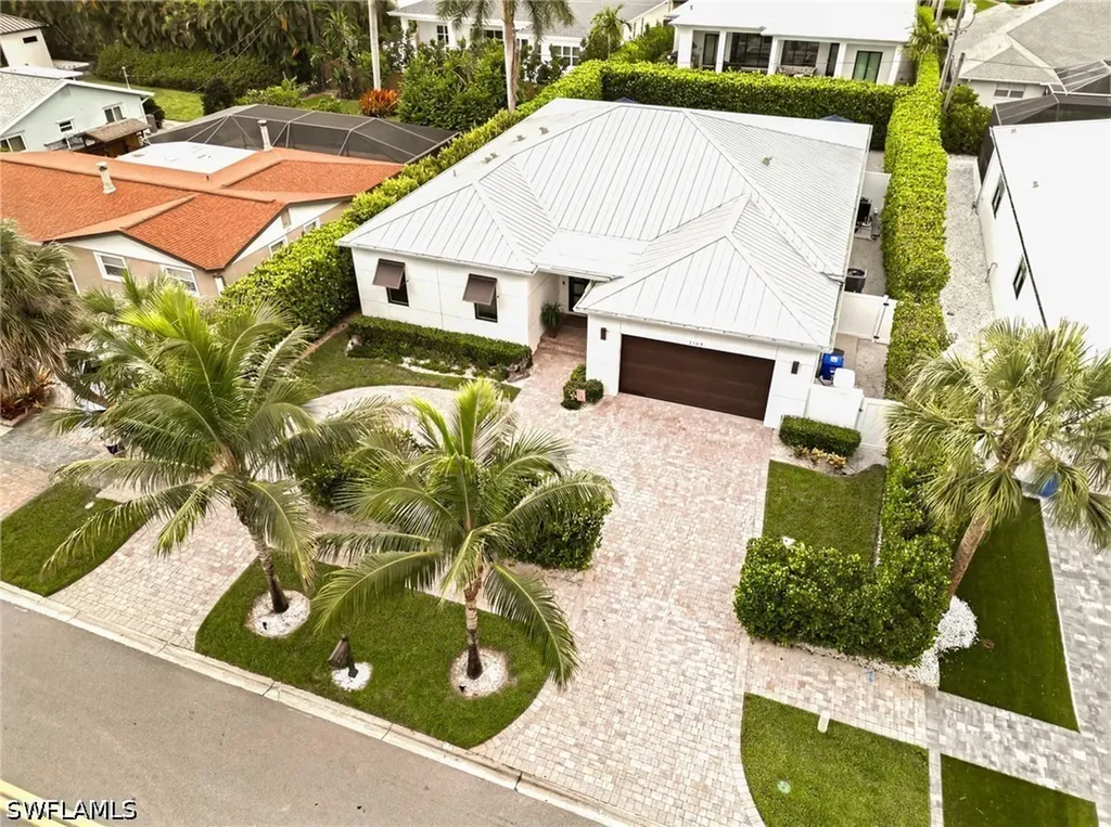 1167 22nd Avenue N Naples FL 34103