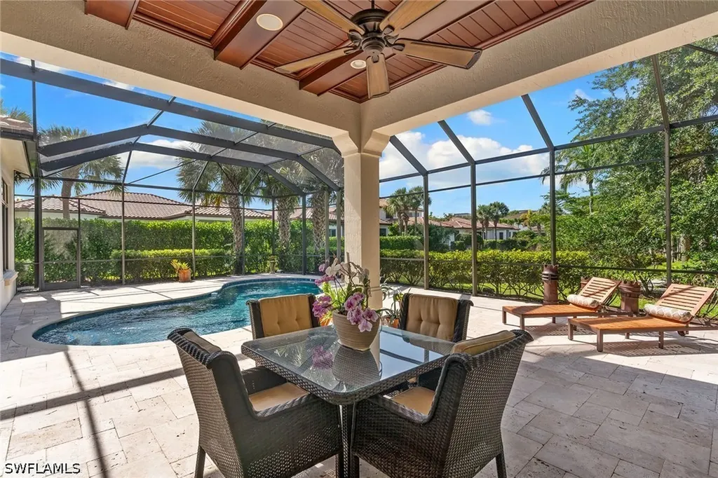 2234 Aberdeen Court Naples FL 34105