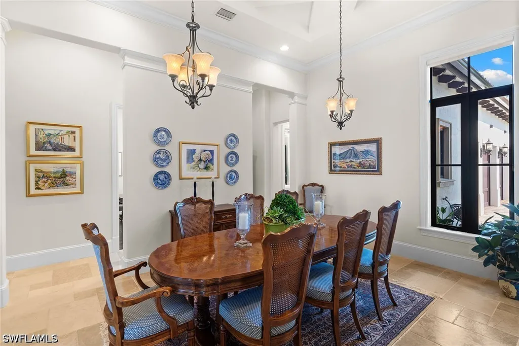 2234 Aberdeen Court Naples FL 34105