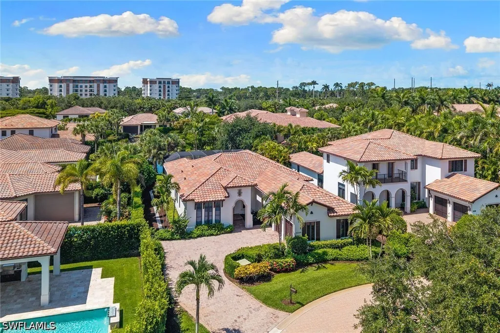 2234 Aberdeen Court Naples FL 34105