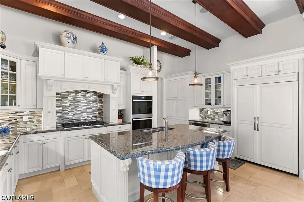 2234 Aberdeen Court Naples FL 34105