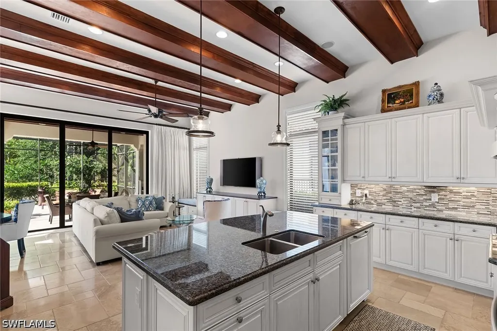 2234 Aberdeen Court Naples FL 34105