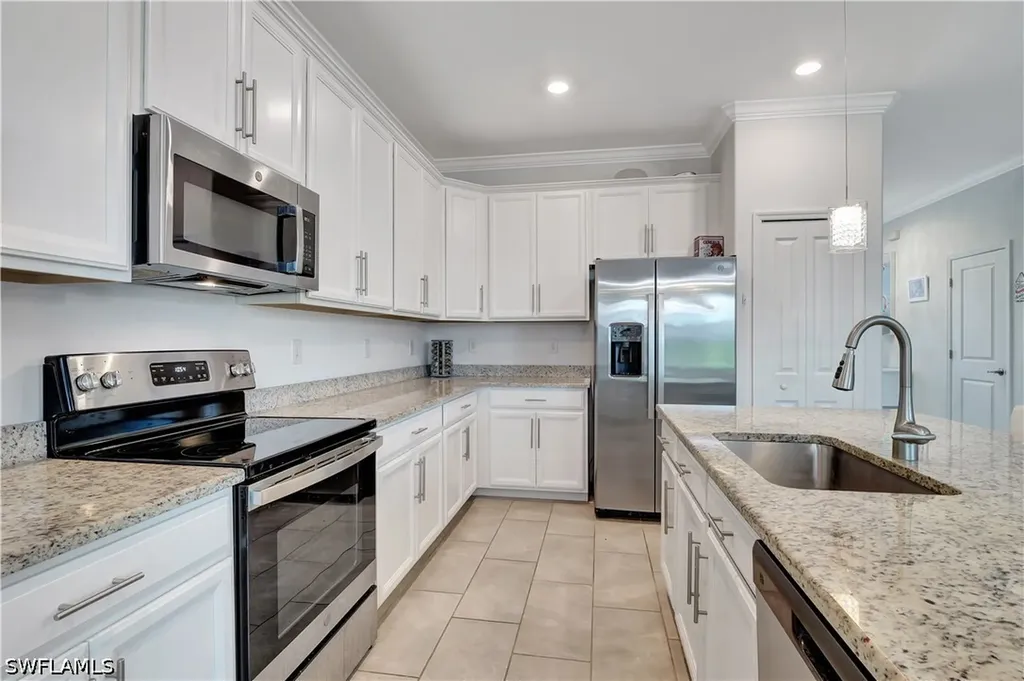 2122 Hamlin Street Naples FL 34120