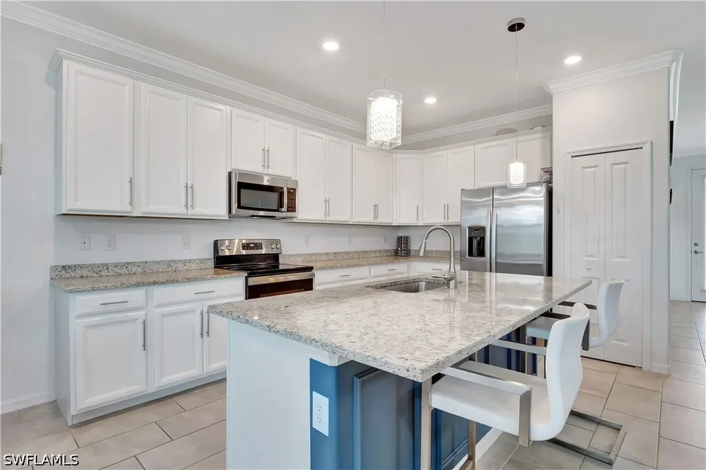 2122 Hamlin Street Naples FL 34120