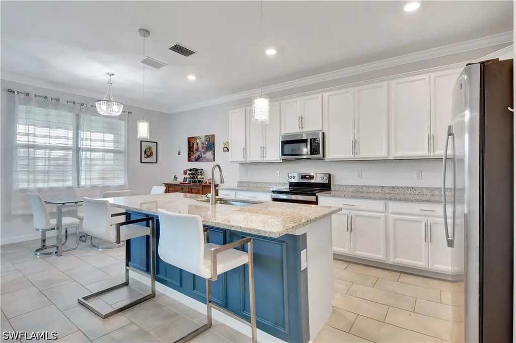2122 Hamlin Street Naples FL 34120