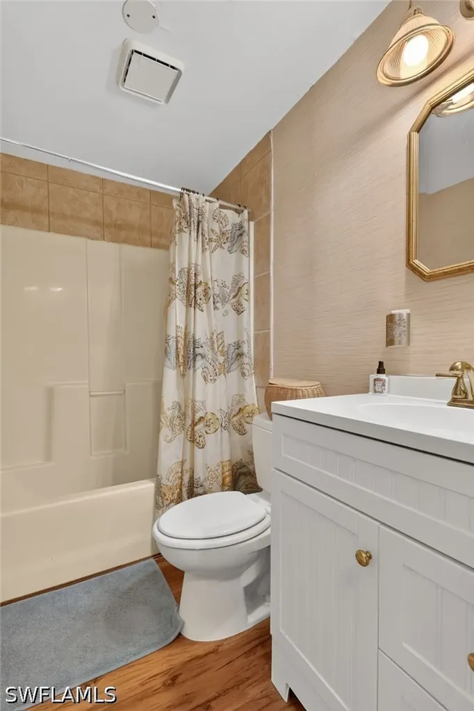 9044 Somerset Lane Bonita Springs FL 34135