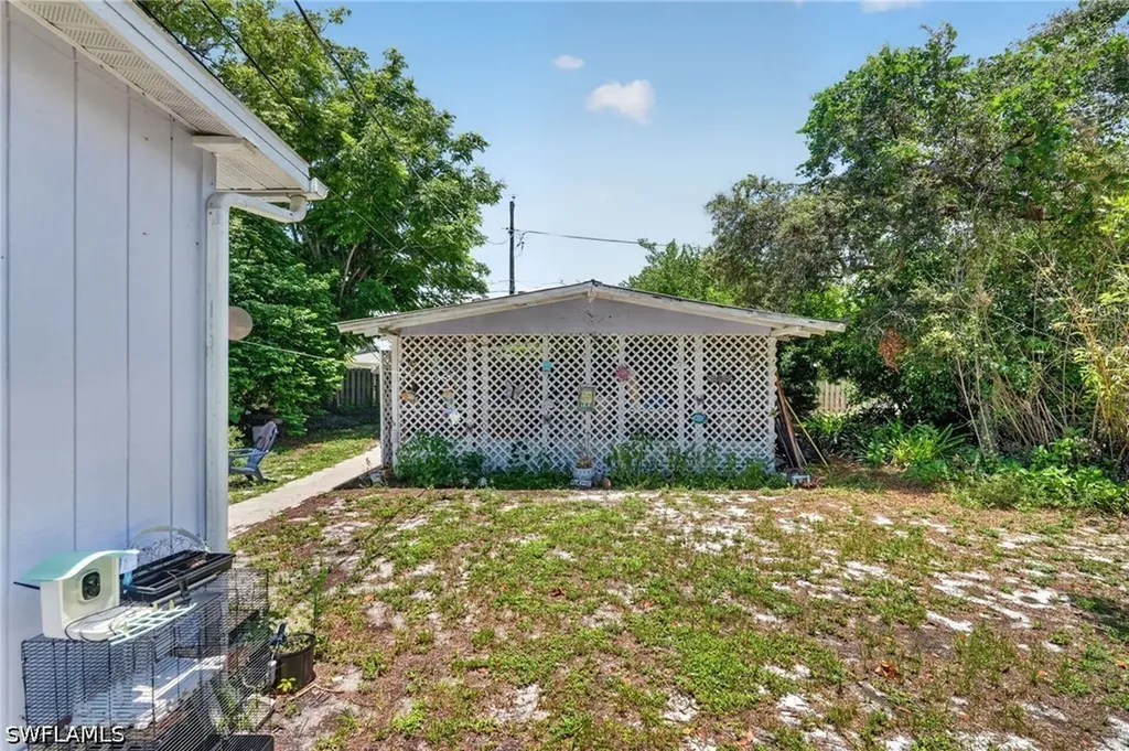 9044 Somerset Lane Bonita Springs FL 34135