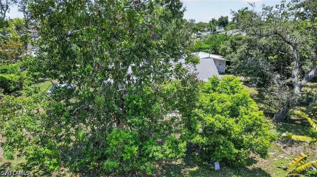 9044 Somerset Lane Bonita Springs FL 34135