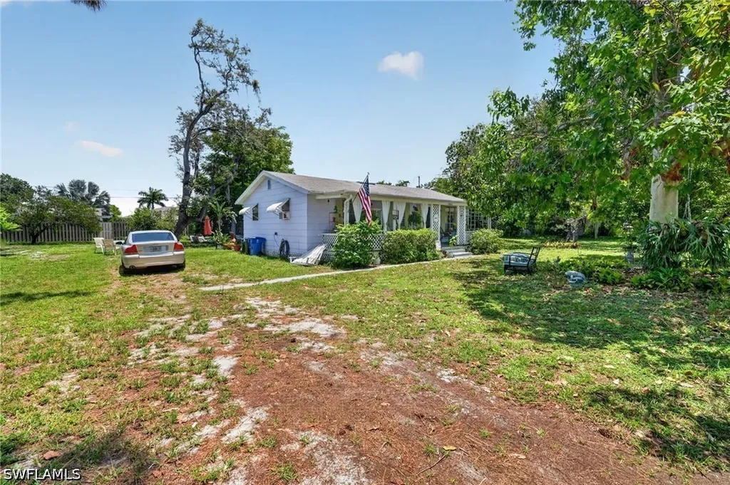 9044 Somerset Lane Bonita Springs FL 34135