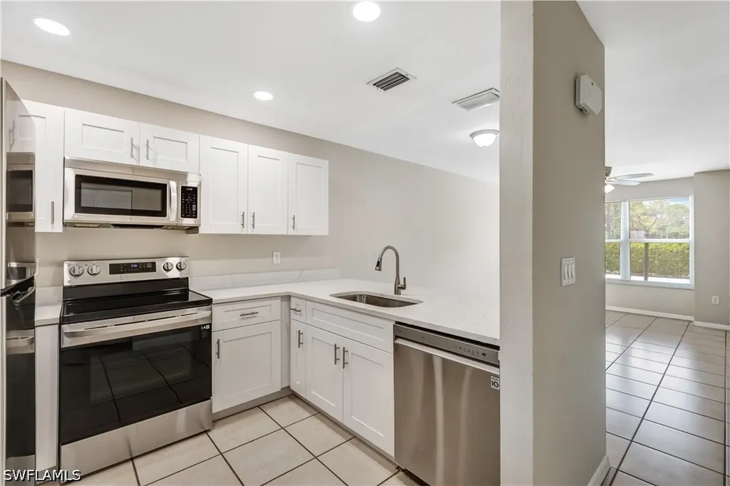 6240 Rattlesnake Hammock Road Naples FL 34112