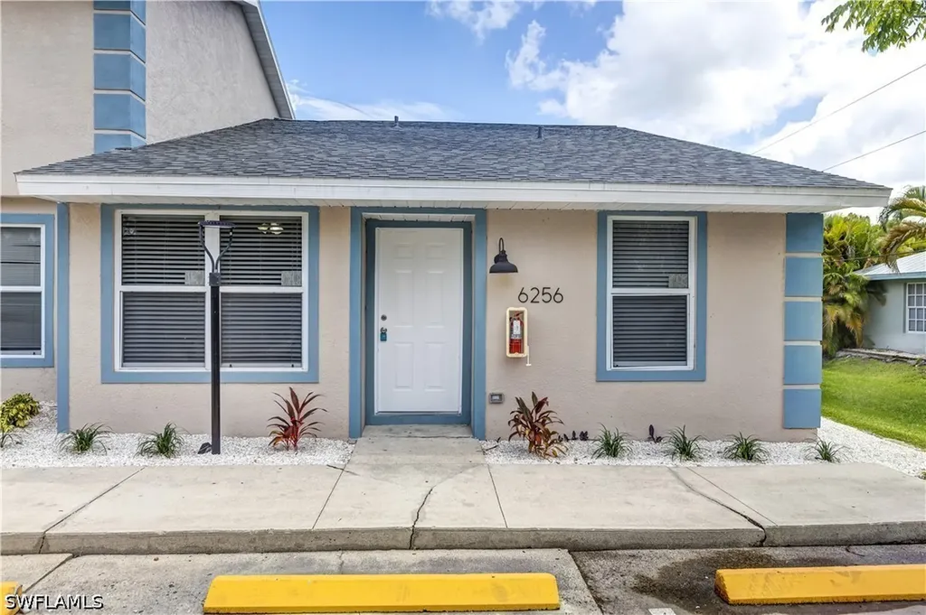 6240 Rattlesnake Hammock Road Naples FL 34112