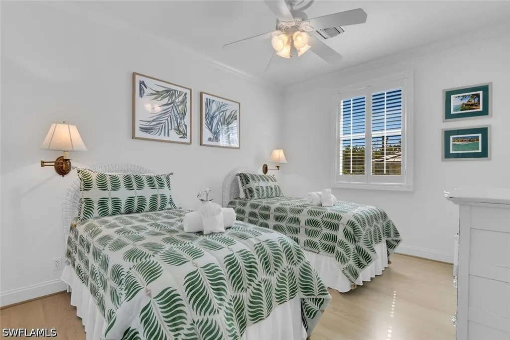 362 2nd Avenue N Naples FL 34102