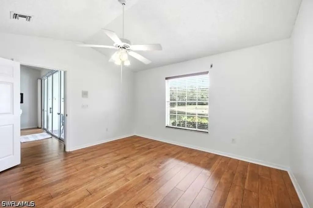 1040 Marblehead Drive Naples FL 34104