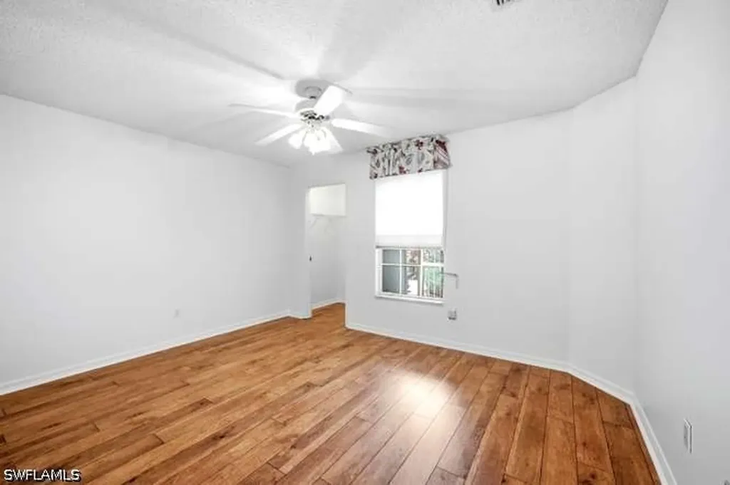 1040 Marblehead Drive Naples FL 34104