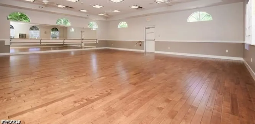 1040 Marblehead Drive Naples FL 34104