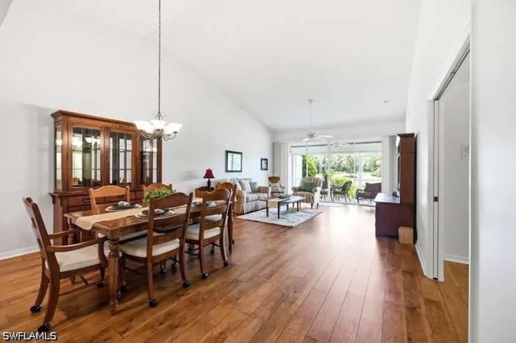 1040 Marblehead Drive Naples FL 34104