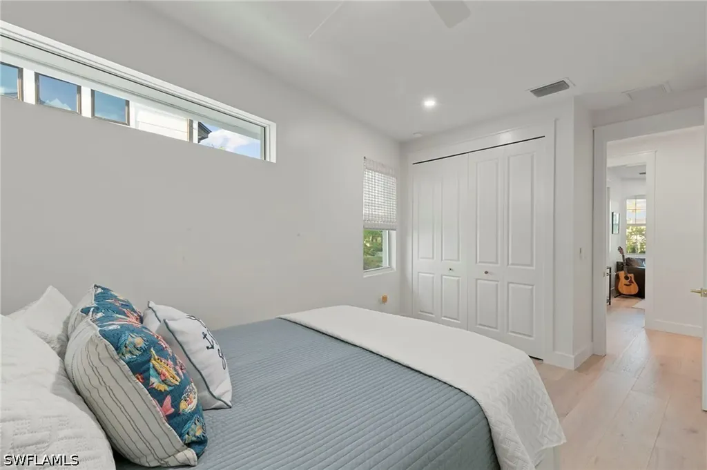 1794 Holiday Lane Naples FL 34104