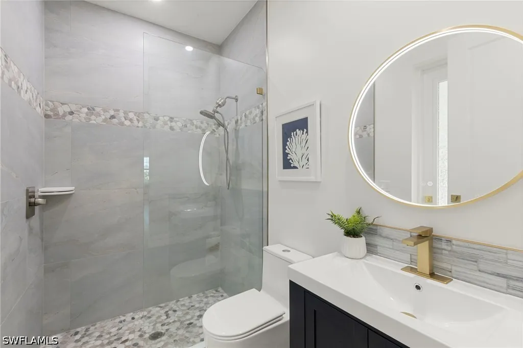 1794 Holiday Lane Naples FL 34104