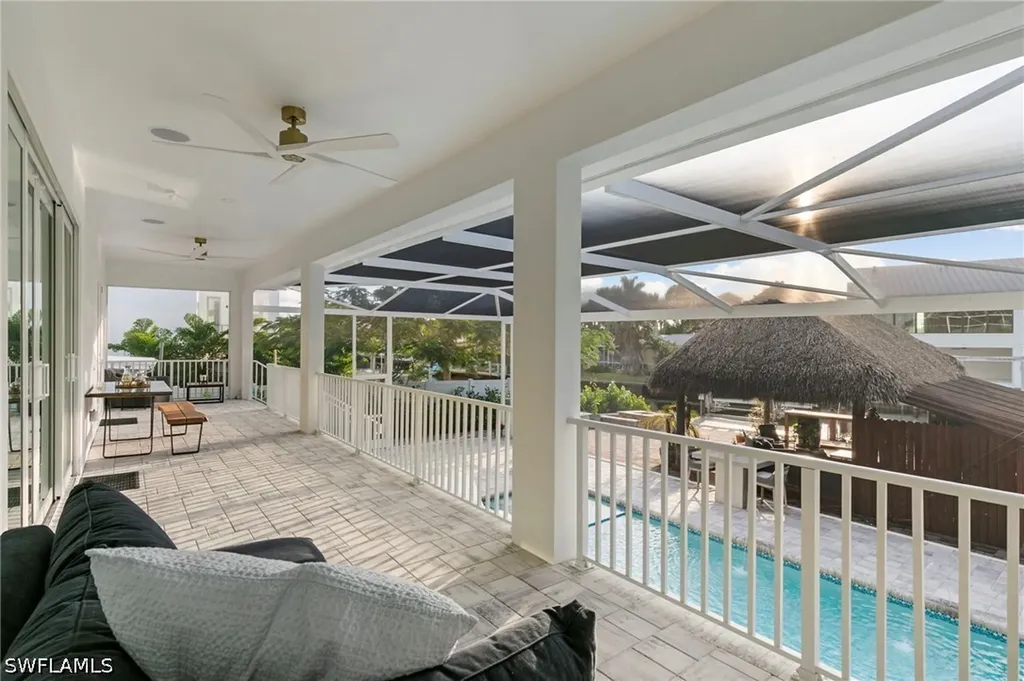 1794 Holiday Lane Naples FL 34104