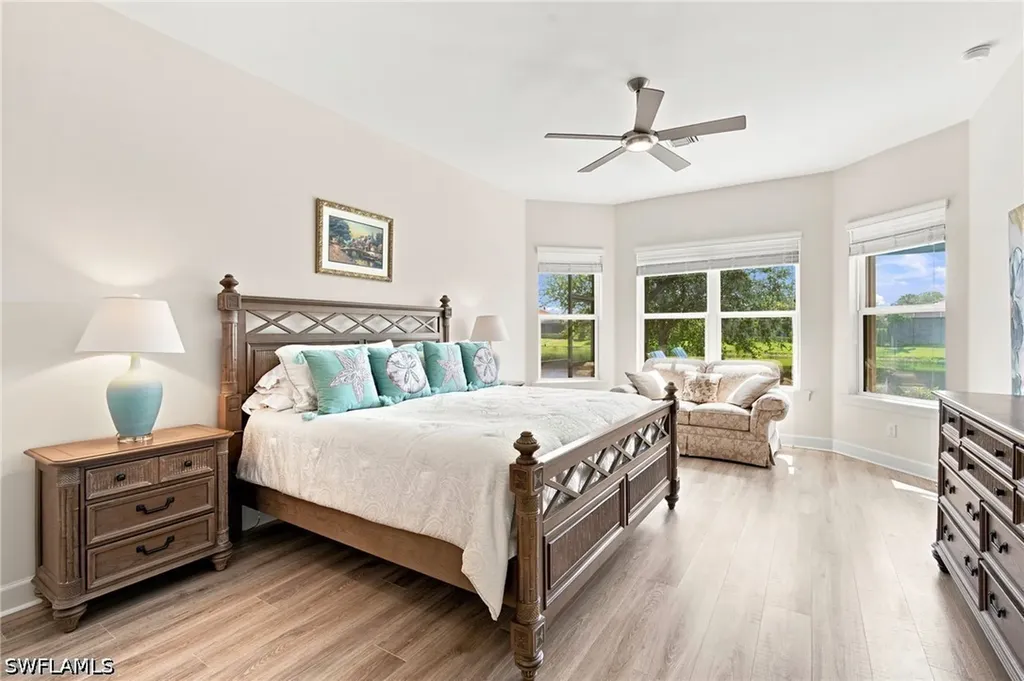 8386 Viale Circle Naples FL 34114