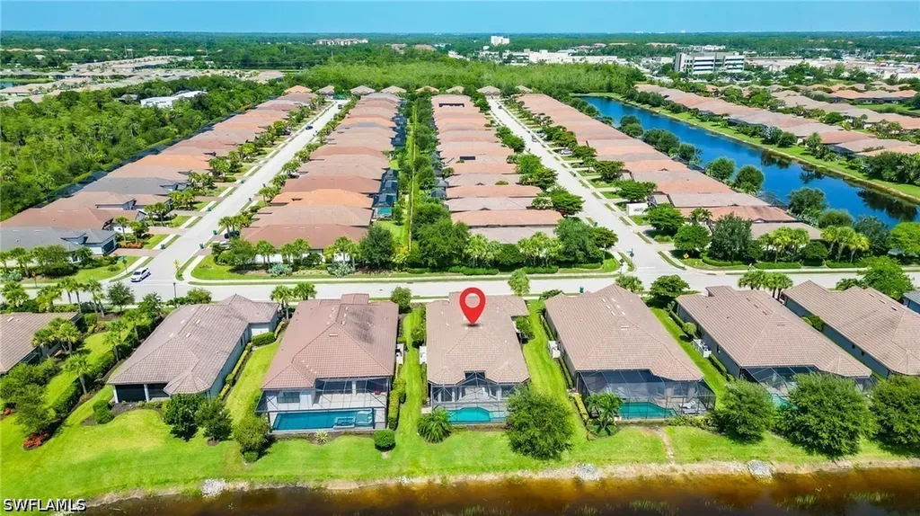 8386 Viale Circle Naples FL 34114
