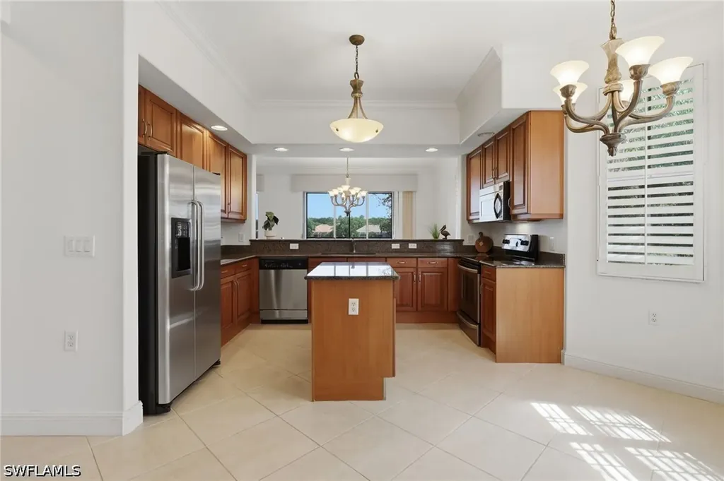 806 Regency Reserve Circle Naples FL 34119