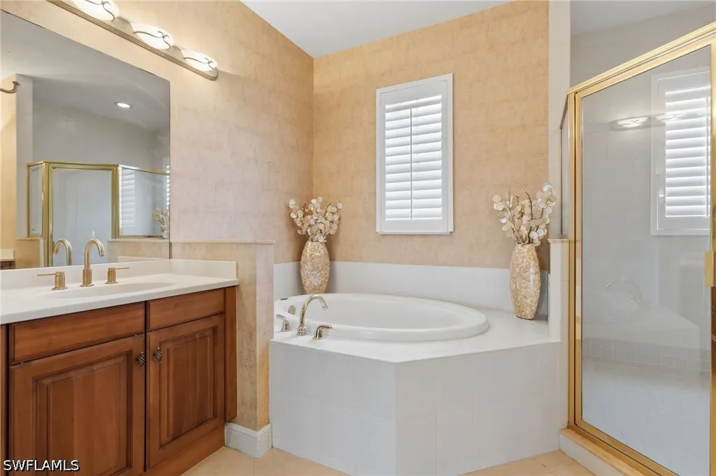806 Regency Reserve Circle Naples FL 34119